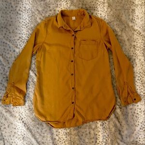 Old Navy Button Down